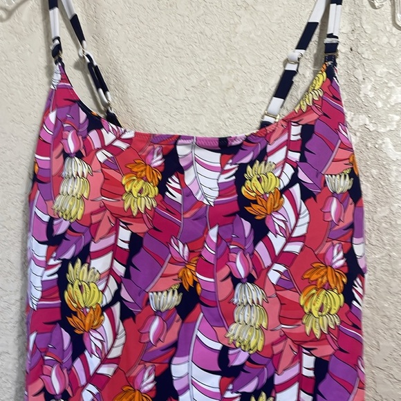 TOMMY BAHAMA REVERSIBLE WOMEN’S SWIMSUIT - Picture 2 of 6